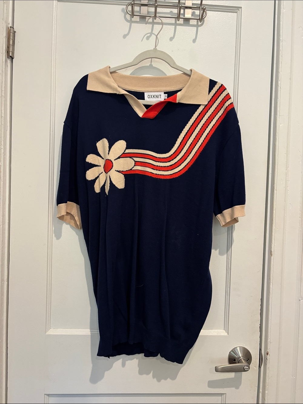 Oxknit Navy V-Neck Short-Sleeve Sweater with Daisy Stripe